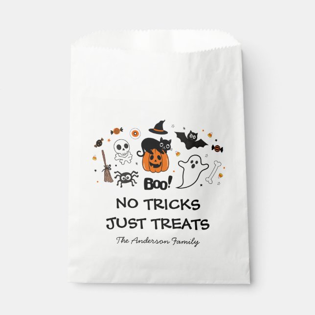Spooky Black And Orange Halloween Party  Favour Bag (Front)