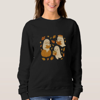 Spooky Book Club – Cosy Ghosts Reading Design Sweatshirt