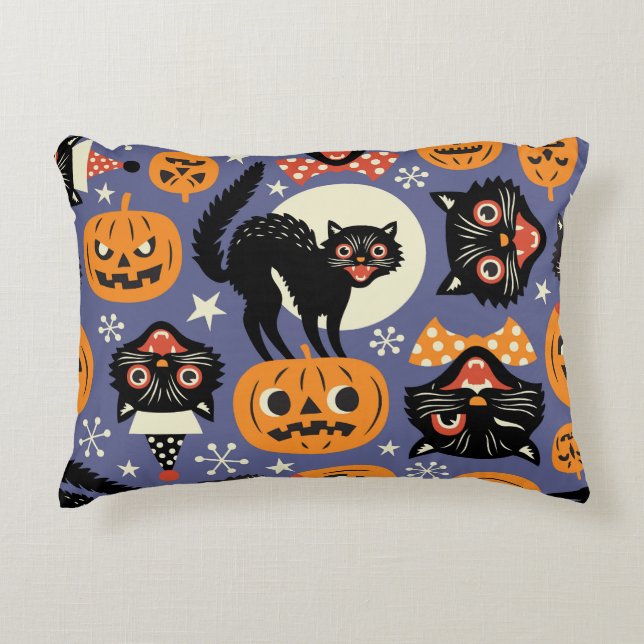 Spooky Cats Pumpkins Purple Pattern Decorative Cushion (Front)