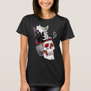 Spooky Halloween cats coming out of skull brain co T-Shirt