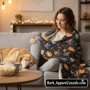 Spooky Halloween Ghost Pumpkin Pattern Fleece Blanket