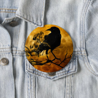 Spooky Halloween Raven in Dead Tree 10 Cm Round Badge