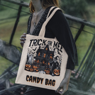 Spooky Halloween with ghosts and pumpkins! Tote Bag