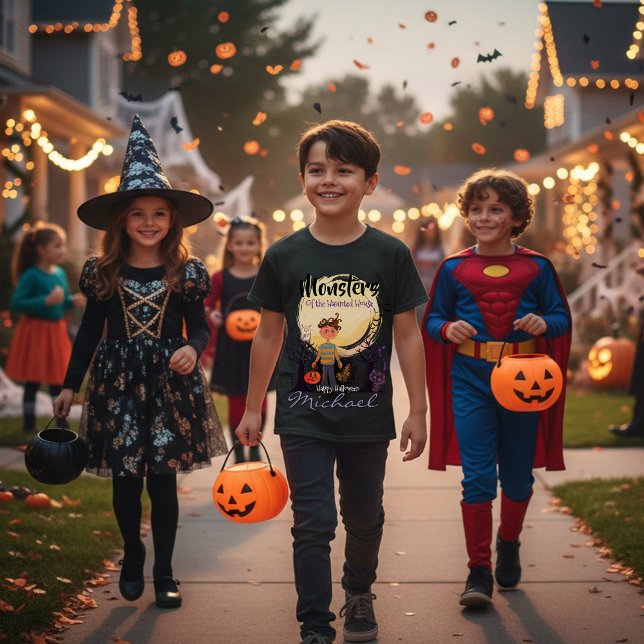 Spooky Monsters of the Haunted House Kids T-Shirt (Spooky Monsters of the Haunted House Kids T-Shirt)