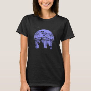 Spooky Moon Cemetery Gates, Gravestones, Scary Cat T-Shirt