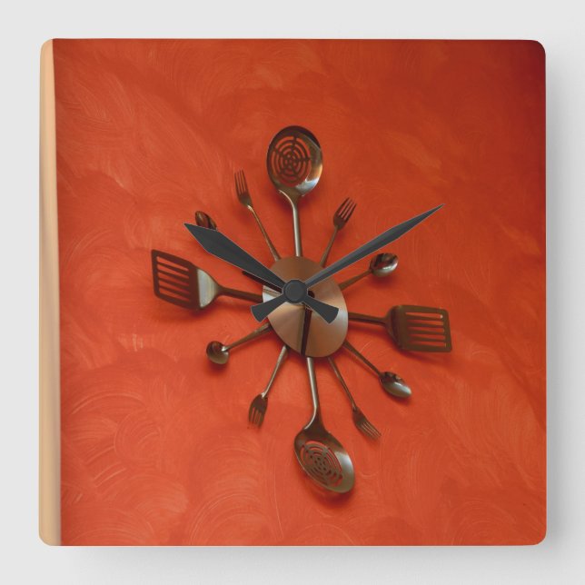 Spoons and forks clock (Front)