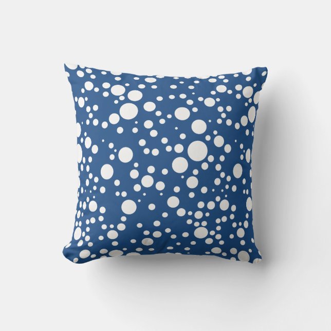 spotted blue decor cushion (Front)