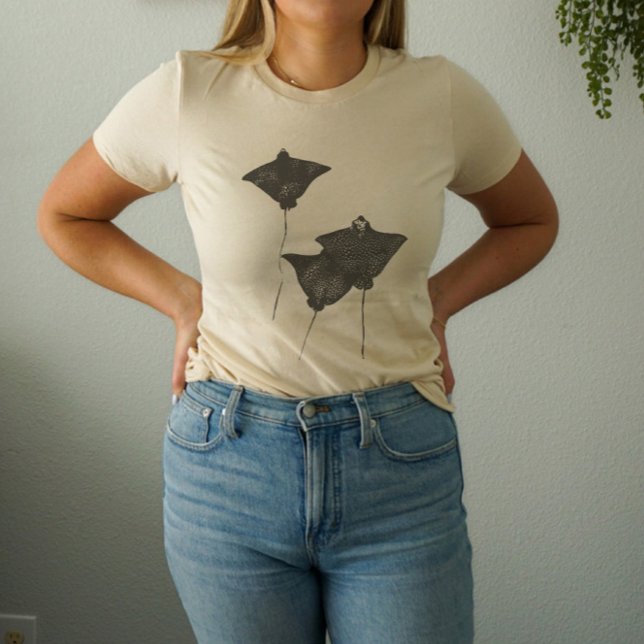 Spotted Eagle Ray Grunge Aesthetic T-Shirt (Creator Uploaded)