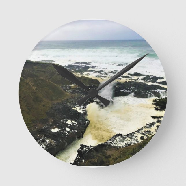 Spouting Horn, Cape Perpetua, Oregon Coast Round Clock (Front)