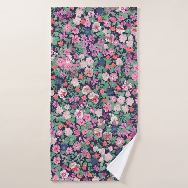 Spring flowers design. Seamless floral pattern. Pl Bath Towel (Bath Towel)