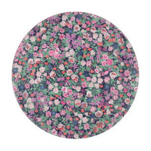 Spring flowers: seamless plant print. cutting board