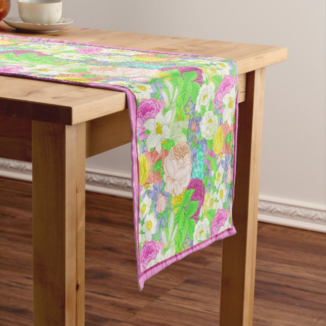 Spring garden short table runner (In Situ)