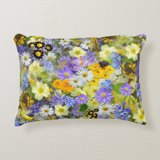Spring Garden Wildflower Floral Pattern  Decorative Cushion