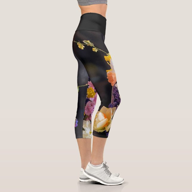 Spring Joy Joggers Capri Leggings (Right)