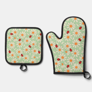 Spring Ladybugs and Daisies Oven Mitt & Pot Holder Set