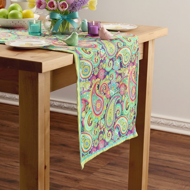 Spring paisley short table runner (Creator Uploaded)