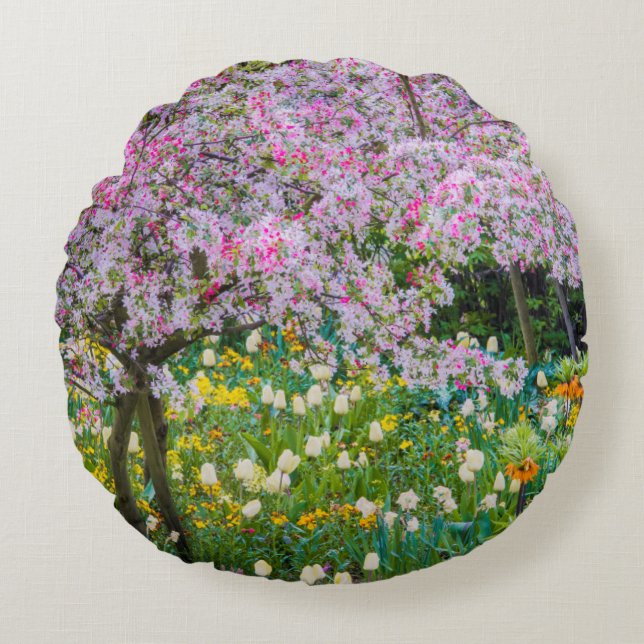 Springtime in Claude Monet's garden Round Cushion (Front)