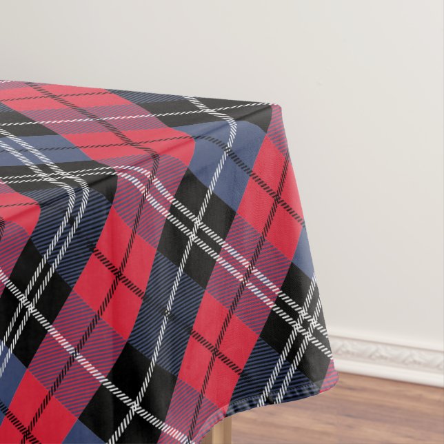 Square and colour tablecloth (In Situ)