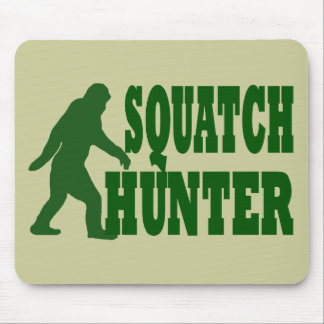 Squatch hunter mouse pad