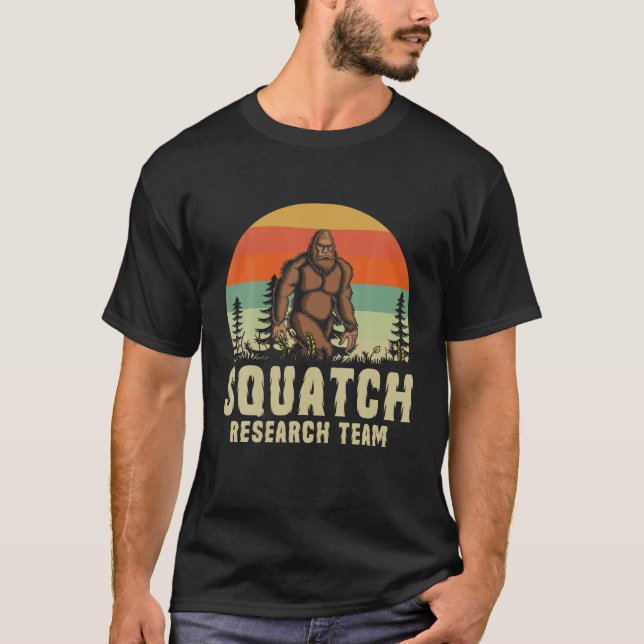 Squatch Research Team Sasquatch Bigfoot Yeti T-Shirt (Front)