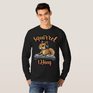 Squirrel DJ Party Vibes Funny Retro DJ T-Shirt