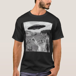 Squirrel Sie With Alien UFO Funny Gifts For Men Wo T-Shirt