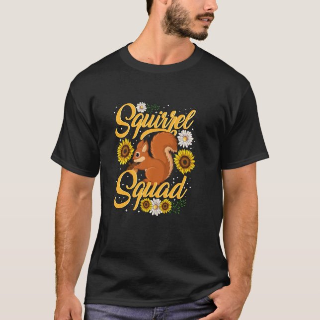 Squirrel Squad Mum Woodland Critter Animal Nuts Na T-Shirt (Front)