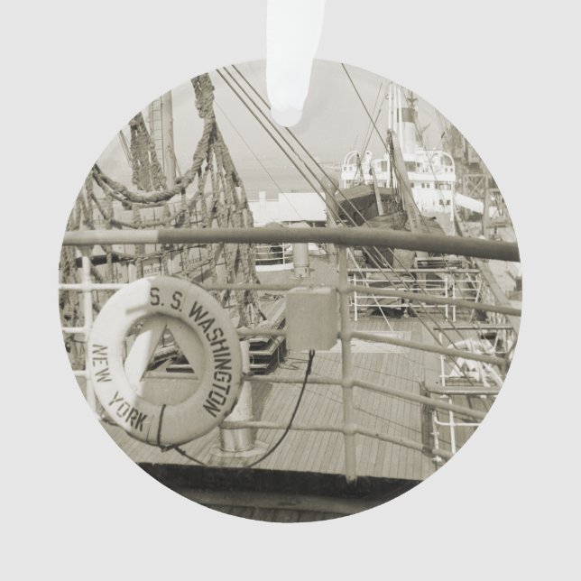 SS Washington Luxury Liner Cruise Ship 1930's Deck Ornament (Front)