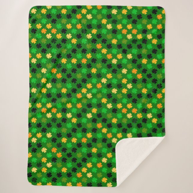  St. Patrick’s Day Clover Pattern Sherpa Blanket (Front)