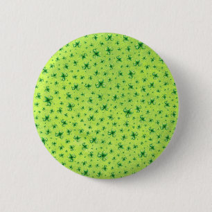 St. Patrick’s Day Watercolor Shamrock on green 6 Cm Round Badge