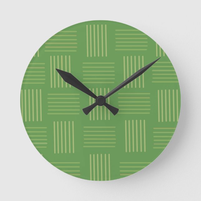 St Patrick’s Day Weave Round Clock (Front)
