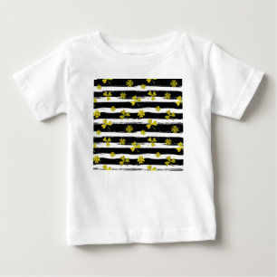 st patricks black white clover baby T-Shirt