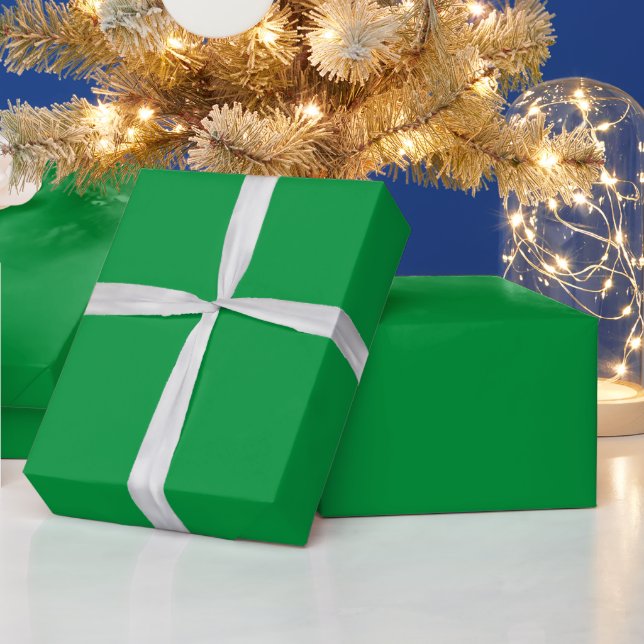 St Patrick's Day 2024 Kelly Green Elegant Classy Wrapping Paper (Holidays)