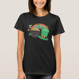 St Patricks Day Apparel leprechaun Pot of Gold rai T-Shirt