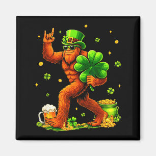 St patricks day bigfoot sasquatch shamrock men magnet