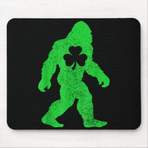 St patricks day bigfoot sasquatch shamrock men mouse pad