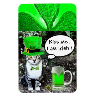 ST PATRICK'S  DAY CAT  WITH GREEN IRISH BEER MAGNET