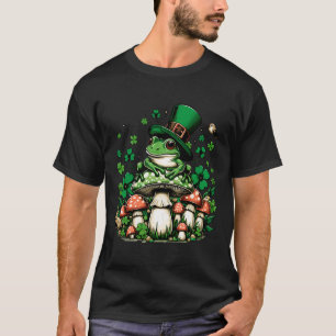 St Patricks Day Cottagecore Frog Aesthetic Under M T-Shirt