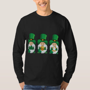 St Patricks Day, green gnomes, Irish saying T-Shirt