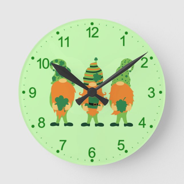 St. Patrick's Day Grnomes Round Clock (Front)