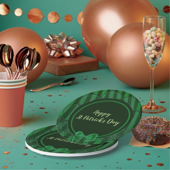 St. Patrick's Day - Irish Lace Round Paper Plate (Multi)