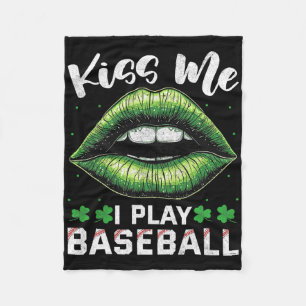 St Patrick's Day Kiss Me I Play Bysebyll  Fleece Blanket