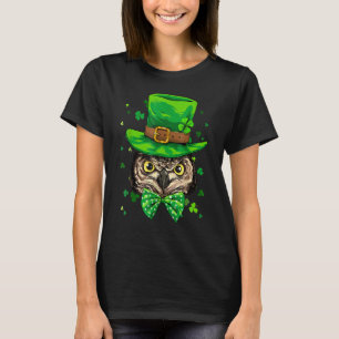 St Patrick's Day Leprechaun Owl Shamrock Bird Iris T-Shirt