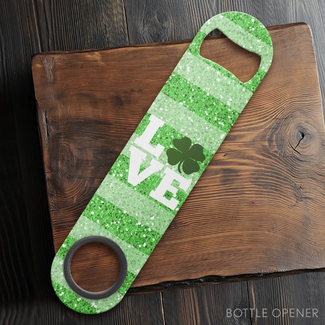 St Patricks Day LOVE with shamrock (Custom Bar Key)