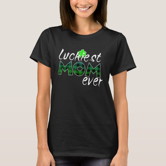 St Patricks Day Lucky Irish Shamrock C Lucky Mum M T-Shirt (Front)