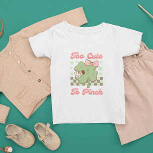 St Patricks day retro lucky irish clover cute gift Baby T-Shirt