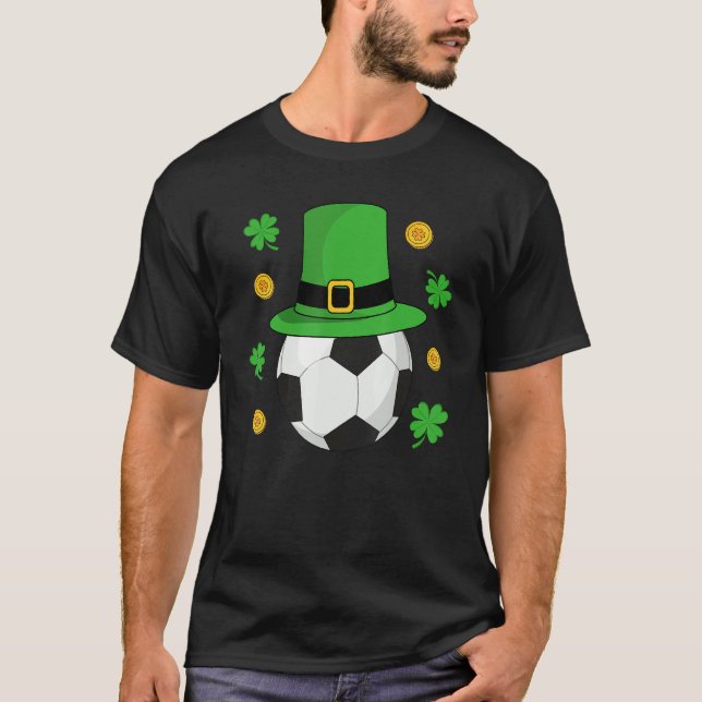 St Patricks Day Soccer Ball Leprechaun Hat Shamroc T-Shirt (Front)