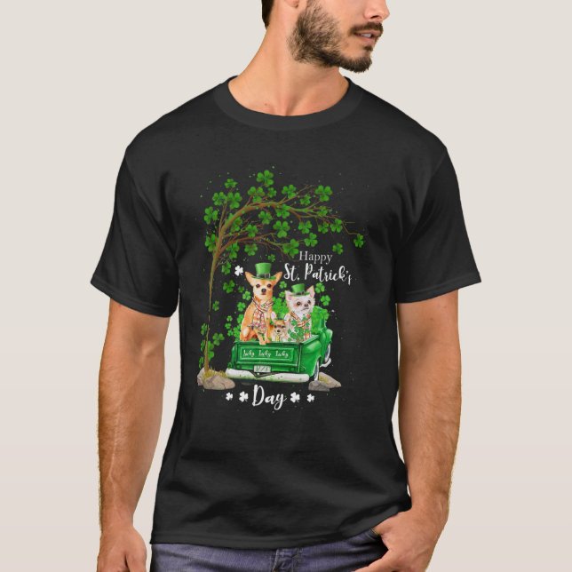 St Patricks Day Truck Chihuahua Family Shamrock Cl T-Shirt (Front)