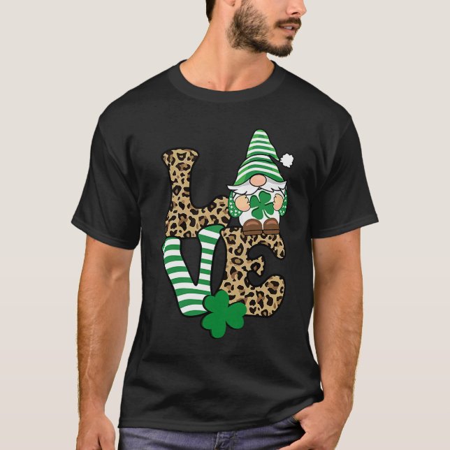 St Patricku2019s Day Lucky Love Gnome St Patrick's T-Shirt (Front)