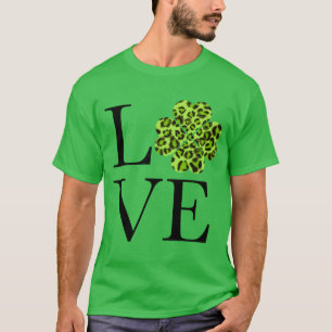 St. Patty’s day Green cheetah leopard shamrock     T-Shirt